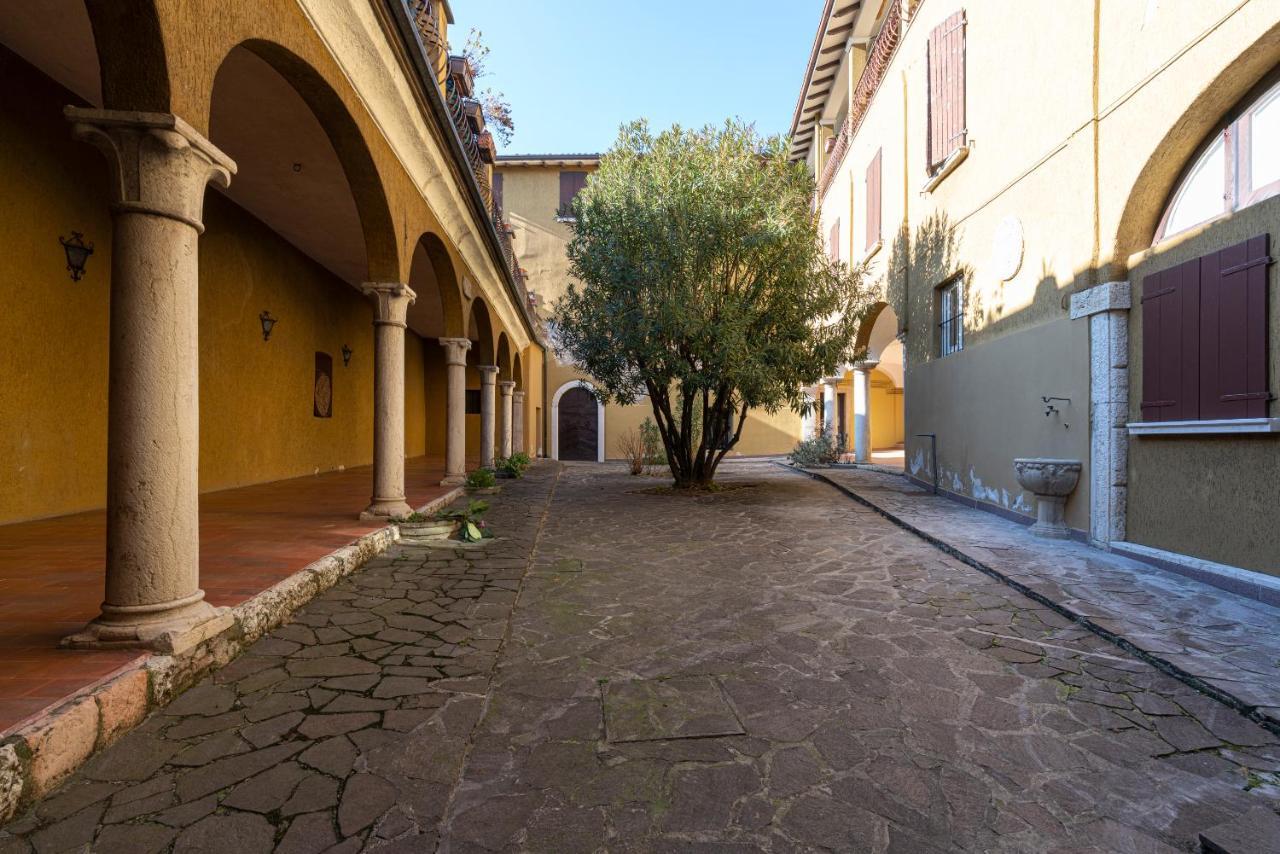 Appartamento Agata San Felice del Benaco Exterior foto